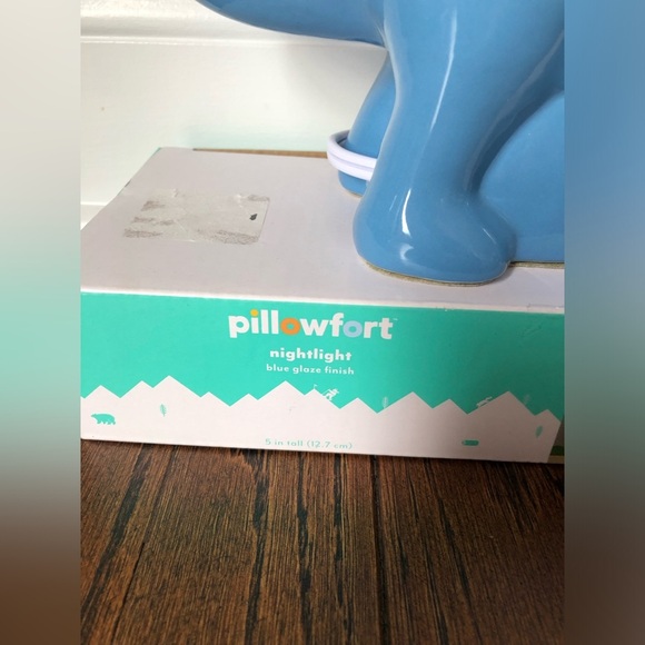 *NWT* Pillowfort x Target Children’s Table Night Light Blue Ceramic Dinosaur - Picture 2 of 10